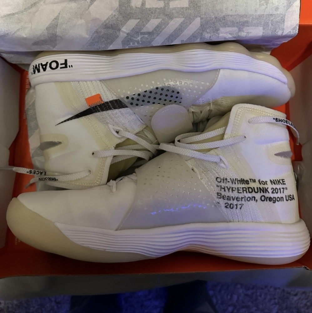 Off white Nike Hyperdunk 2017 Flyknit Off-White Foam Basketball Collectible